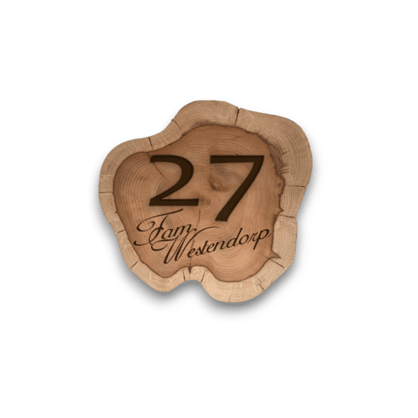 houten naambord boomstam