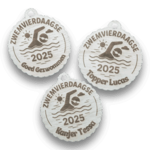 Gepersonaliseerde houten medaille bv zwemvierdaagse/Nijmeegse vierdaagse, Wandeltocht 2025,......