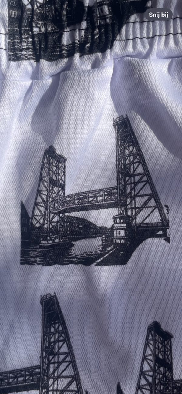 Leuke short met een all over print van de hefbrug - Afbeelding 7