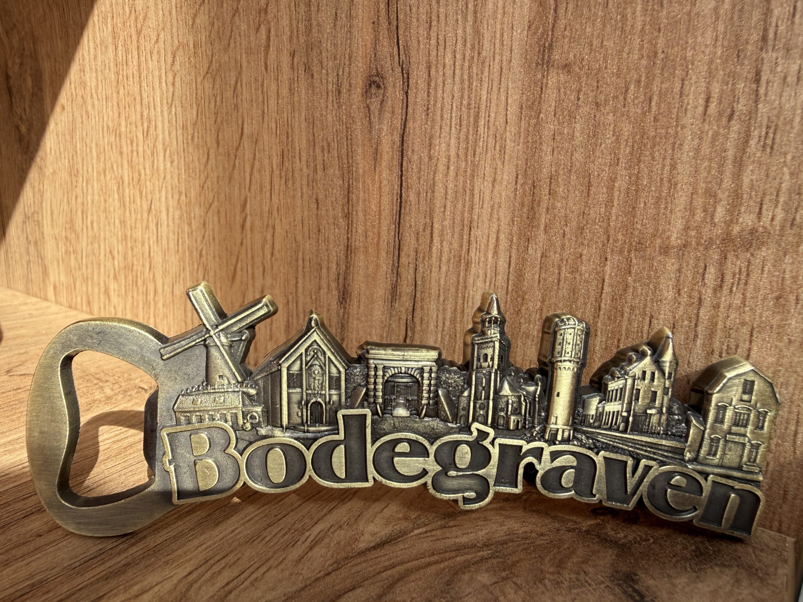Bodegraven Skyline Flessenopener met magneet - Afbeelding 3